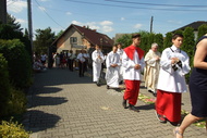 Procesja udaje się w kierunku czwartego ołtarza